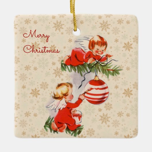 Engel dekorieren den Christbaum Keramikornament (Vorderseite)