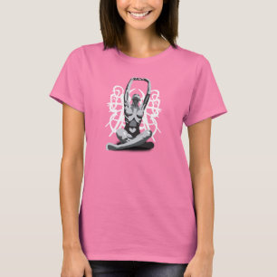 Engel, der mit den gekreuzten Beinen sitzt T-Shirt