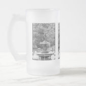 Engel im Central Park, NYC. Mattglas Bierglas (Links)