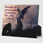 Engel mit Tabletop Plaque vom Menschen mit Easel Fotoplatte (Seite)