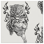 Engeliger Tiger in Flammenzungen Stoff (Nahaufnahme)