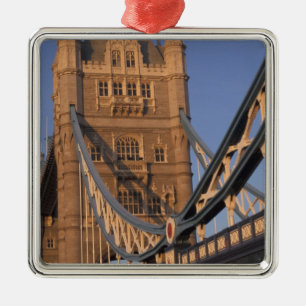 England, London, Die Tower Bridge Silbernes Ornament