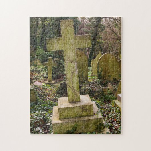 England, London, Highgate Friedhof, Gravesite Puzzle (Vertikal)