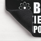 Englisch ist wichtig, aber Wissenschaft ist wichti Mousepad (Ecke)