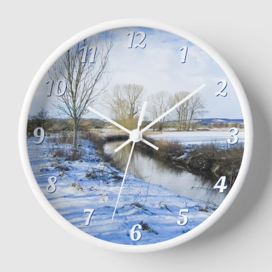 Englisch Winter River Stroll - Round Wall Uhr (Vorderseite)
