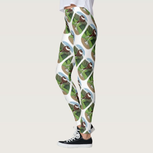 Englische Pouter-Taube mit Bergen Leggings (Links)