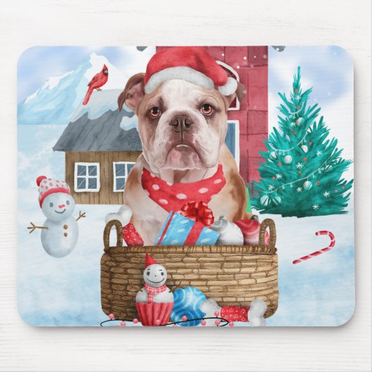 Englischer Bulldog im Schnee Weihnachts-Hundehaus Mousepad (Vorne)