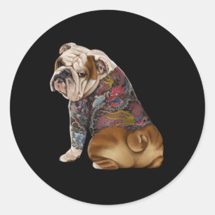 English Bull Dog mit japanischem Drachen Tattoo Ir Runder Aufkleber