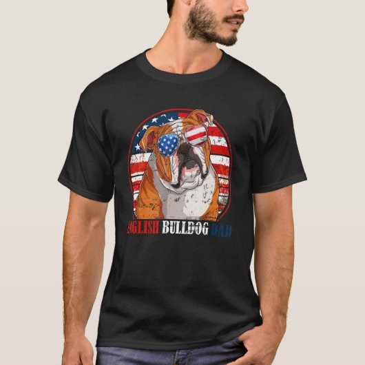 English Bulldog Dad Retro American Flag Patriotic T-Shirt (Vorderseite)