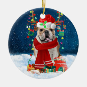 English Bulldog in Snow mit Weihnachtsgeschenken Keramik Ornament