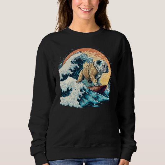 English Bulldog Surfing On the Great Wave of Kanag Sweatshirt (Vorderseite)