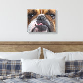 English Bulldog Throw Kissen Leinwanddruck (Insitu (Schlafzimmer))