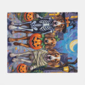 English Foxhound Hunde Trick-or-Treating Halloween Fleecedecke (Vorderseite (Horizontal))