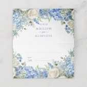 English Garden Blue Hydrangea White Roses Wedding Platzkarte (Außenseite Aufgefaltet)