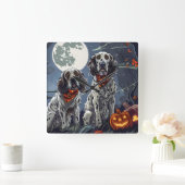 English Setter Halloween Spooky Quadratische Wanduhr (Zuhause)