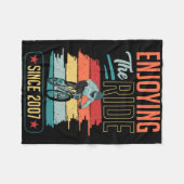 Enjoying The Ride Since 2007 Year Mountain Biking Fleecedecke (Vorderseite (Horizontal))