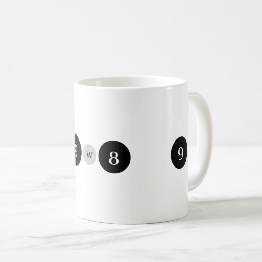 Enneagramm 9w8 Tasse (VorderseiteRechts)