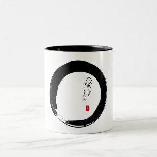 Enso mit "mit Liebe" Kanjitext Zweifarbige Tasse