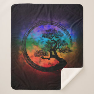 Enso-Zen-Kreis und Bonsai-Baumnebel Sherpadecke