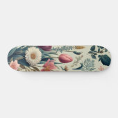 Entdecken Sie das Atemberaubende botanische Muster Skateboard (Horizontal)