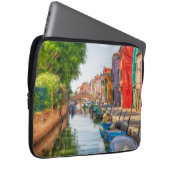 Entdecken Sie den lebendigen Charme von Burano Laptopschutzhülle (Vorne Rechts)