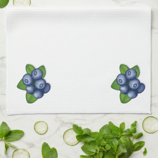 Entdecken Sie die Blaubeeren Geschirrtuch (Gefaltet)