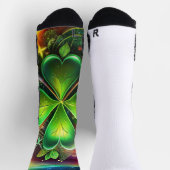 Entdecken Sie die perfekte Harmonie von Kleeblatt, Socken (Oben)