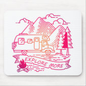 Entdecken Sie mehr Rosa Camper Van Mountain Nature Mousepad (Vorne)