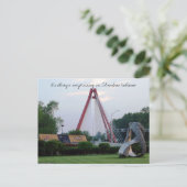 Entdecken Sie überraschende Columbus Indiana Postkarte (Stehend Vorderseite)