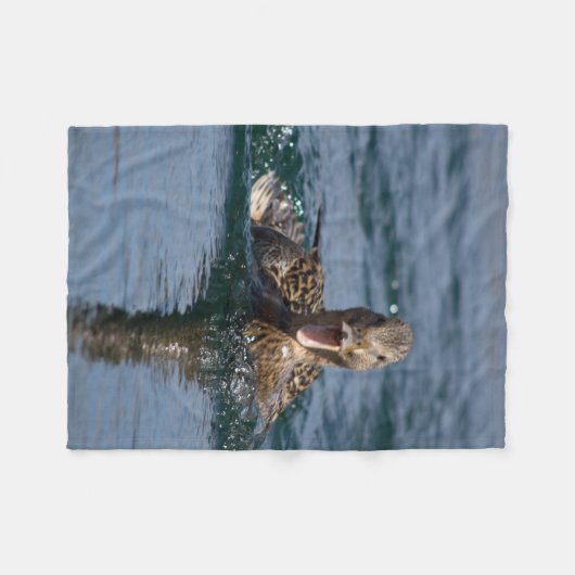 Ente mit Schnabel offen Fleecedecke (Vorderseite (Horizontal))
