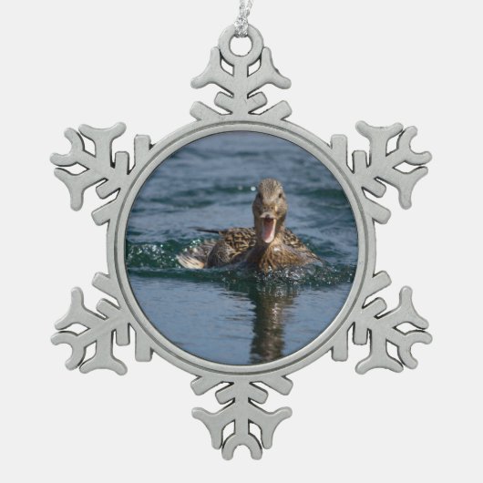 Ente mit Schnabel offen Schneeflocken Zinn-Ornament (Vorderseite)
