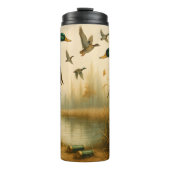 Enten fliegen über Marsch Thermosbecher (Vorderseite)