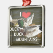 Entenberge. Ornament Aus Metall (Links)