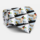 Entenvogel-Jägerjagd, die Schrotflintegewehr zielt Krawatte (Gerollt)