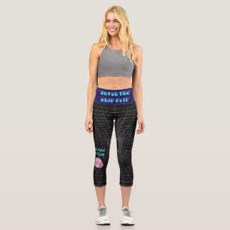 ENTER THE GRID VOID CAPRI LEGGINGS