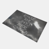 ENTFERNEN SIE IHRE SCHUHE, BEVOR SIE Cool SIND Fußmatte (Schrägansicht)