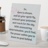 Entfesseln des Inner-Gewinns Sockelschild (In Situ)