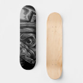 Entfesseln Sie die Höhe: Mops Dog Soldier Artwork Skateboard (Vorderseite)