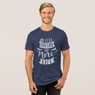 Entfliehen Sie der Normalität: Vintage Travel T-Sh Tri-Blend Shirt