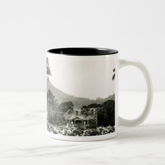 Enthüllung des Kriegs-Denkmals Zweifarbige Tasse (Rechts)