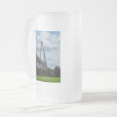 Entlang der Ravenel Mattglas Bierglas (Vorderseite Links)