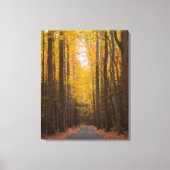 Entlang der Straße Leinwanddruck (Vorderseite)