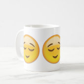 Entlastetes Gesicht Emoji Kaffeetasse (Vorderseite Links)