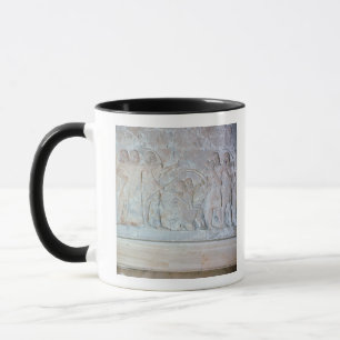 Entlastung, die Bogenschützen darstellt Tasse