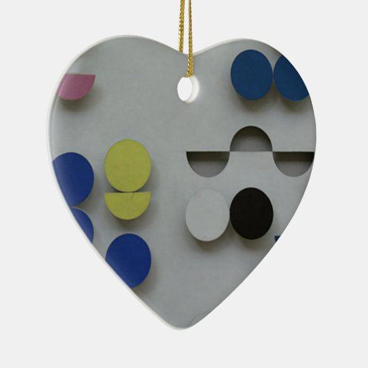 Entlastung rectangulaire durch Sophie Taeuber-Arp Keramikornament (Rechts)