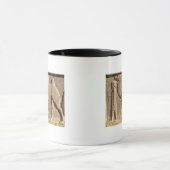 Entlastung von der Vorderseite des Tasse (Zentrum)