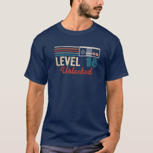 Entriegelter Videospielsteuerelement der Stufe 18  T-Shirt
