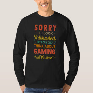 Entschuldigung, wenn ich interessiert aussehe. Den T-Shirt
