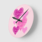 Entsetzliches rosa Herzklopfen Runde Wanduhr (Winkel)