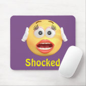 Entsetztes Emoji Mädchenemoticon-Cartoon-Gesicht Mousepad (Mit Mouse)